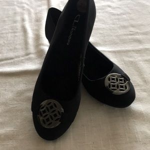 Ladies dress shoes